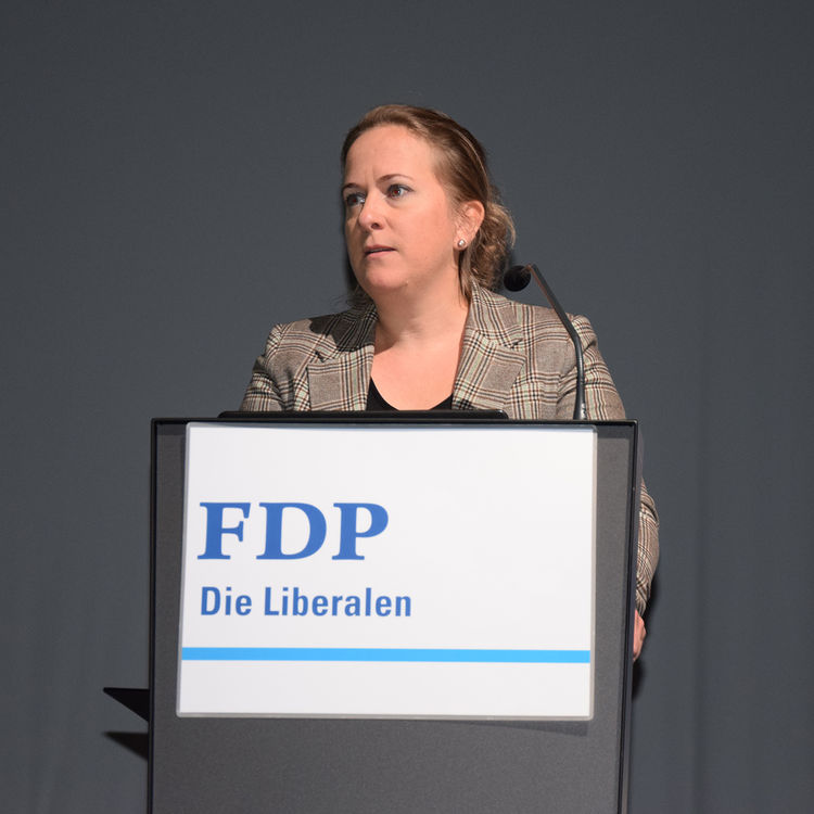 Jacqueline Theiler einstimmig als neue FDP-Präsidentin gewählt
